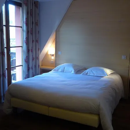 Winzenberg ホテル 2*